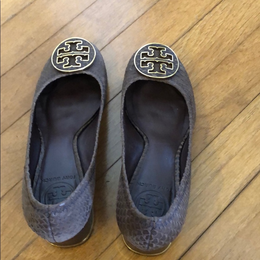 Tory Burch low heels size 6